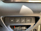 運転席側の電動シートがあり前後上下だけでなく背中側のランバーサポートも調節が出来ます。