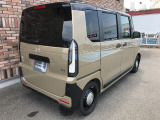 オプションになりますが、ボディーコーティングもご用意しております。新車の輝きに近づき、洗車などのお手入れも楽になりますよ。
