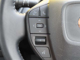 ブルートゥースに接続すれば、スマホに入れている音楽が聞けたり運転中に電話がかかってきてしまった場合もハンドルから電話を取ることができます!