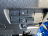 オートスライドドアは、運転席前にあるスイッチの操作でもオート開閉ができ、とても便利です。