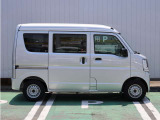 『サイドシルエット』運転席側写真になります。