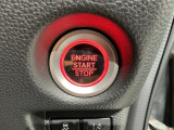 ワンプッシュでエンジンのスタート、ストップが出来て便利です。