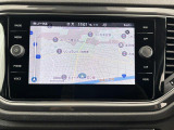 純正ナビゲーションシステム「ディスカバーメディア」。車両を総合的に管理するインフォテイメントシステムです。