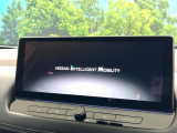【メーカー12.3型純正ナビ】インテリアに溶け込むスタイリッシュな「専用設計」メーカーナビを装備♪視認性や操作性など基本性能にも優れ、より上質なカーライフをお楽しみいただけます。