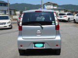 入庫時走行テストと入庫点検しております。納車前に再度、車内クリーニング、ボディーコーティング、オイル交換、納車前点検致します。