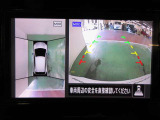 アラウンドビューモニターで車庫入れも空から見ている様に駐車できラクラクです。