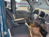 日産の中古車は保証が充実しております。全車&rdquo;ワイド保証&rdquo;&rdquo;ワイド保証ライト&rdquo;が付いております。駆動系・電装系パーツなど、油脂類・消耗品を除く殆どの部品が保証対象です!