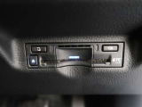 ETC車載器付きです。高速道路の料金所もスムーズに通過できます。