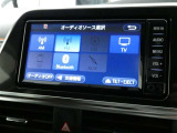 純正CD/AM/FMオーディオを装備です。Bluetooth装備ですのでスマホと通信で音楽が聴けます。
