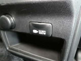 ノートパソコンなど家庭用電源の電化製品が100Wまで使用できます。