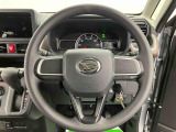 3.「認定中古車カルテ」は、走行距離や修復歴に加えてキズ・凹みの有無・状態や消耗品の交換、過去の整備状況がわかります。