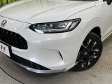 【シーケンシャルターンランプ付きLEDヘッドライト】人気の『流れるウィンカー』付きのLEDヘッドライトを装備♪高級感はもちろん、点灯時は存在感たっぷりで他車からも認識されやすく安心です。