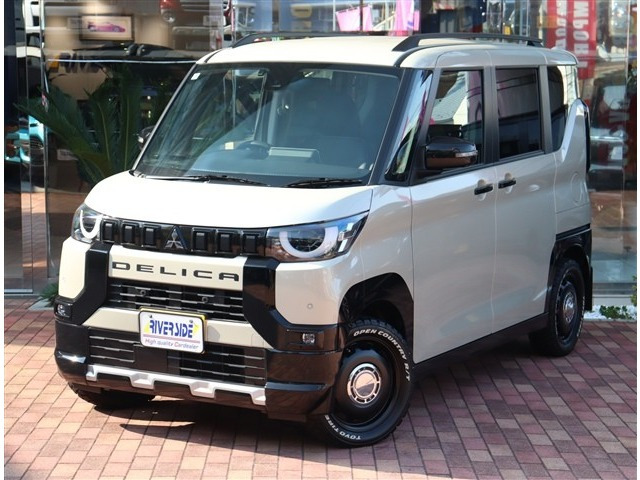 デリカミニ T プレミアム 4WD 1オーナー 純正9型ナビ 全方位カメラ