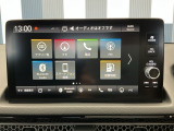 純正スマートナビ付きです!ホンダコネクト対応、フルセグTV視聴、Bluetooth・ミュージックプレーヤー接続可能です!