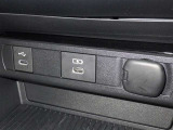 シガーソケット用の充電器が使用可能です!
