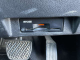 ビルトインタイプのETC2.0が付いてます。
