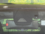 【トヨタセーフティセンス】走行中に前方の車両等を認識し、衝突しそうな時は警報とブレーキで衝突回避と被害軽減をアシスト。より安全にドライブをお楽しみいただけます。