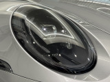 ポルシェセンター高輪では、豊富な在庫の認定中古車ショールームと、高い技術力を誇る整備工場を完備しており、お車を最良のコンディションにてお納めさせて頂く事をお約束申し上げます