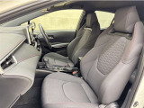 トヨタ中古車「まるごとクリーニング」施工済。外装はもちろん内装はシートを外して見えない所まで徹底洗浄しています。