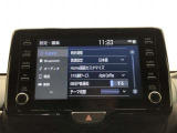 Bluetooth(ブルートゥース)接続機能付き。スマートフォンなどからお気に入りの音楽をワイヤレス再生できます。ドライブがさらに楽しくなりますね。