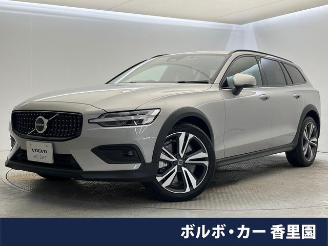 ボルボ V60クロスカントリー 