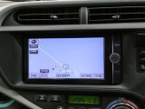 純正ナビを装備。タッチパネル式で使いやすく、お出かけもラクラクです。