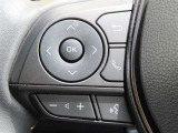 ブルートゥースに接続すれば、スマホに入れている音楽が聞けたり運転中に電話がかかってきてしまった場合もハンドルから電話を取ることができます!