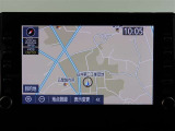 ディスプレイオーディオを装備。スマホとクルマをつなぐことで、これまでのナビに加えて、いろんなサービスが楽しめます