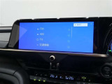 大画面のディスプレイオーディオ搭載です!!お手持ちのスマートフォンと接続しお気に入りの音楽も再生できますよ♪