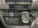 【オートエアコン】車内温度を感知して自動で温度調整をしてくれるのでいつでも快適な車内空間を創り上げます!