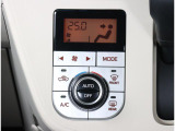 車内温度を一定に保つオートエアコンです!