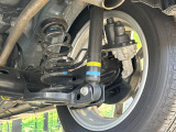 お車を安心してお乗りいただく為には、足回りの定期点検が欠かせません。サービスサポート(有償保証)では無料点検もご提供しており、安心のカーライフをお過ごしいただけるサポート体制が整っています。