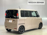 プレミアムツートンカラーの特別塗装色で外観も内装も質感高く印象に残るデザインです♪