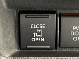 【パワースライドドア】スマートキーや運転席のスイッチでスライドドアの開閉が可能♪電動だから力を入れてドアを開ける必要が無く、小さいお子様でも、重い荷物を持っている時もラクに開け閉めできます♪