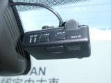 純正ドライブレコーダー:前方の運転状況を映像で記録します。