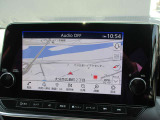 Nissan Connectナビゲーションシステムメーカーオプションが装備されてます。