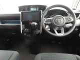ぜひ展示車の運転席に座ってみてください。