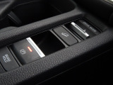電子パーキング&ブレーキホールド機能も装備されており、より一層の安全運転をサポートいたします♪