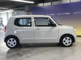 エンジンルーム、室内、クリーニング済みです。厳選したお車を屋内展示場にて展示中☆車両品質には自信がございます!ぜひ一度ご来店ください!!