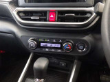 見方が分からないときは、どんなことでも中古車選びのプロであるスタッフにおたずねください。