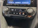 フロント両席にはシートヒーターが付いています!寒い日に便利な装備ですね。