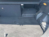 シートを倒すと、さらにお荷物を載せられます。