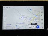【ナビ機能付きディスプレイオーディオ】ナビ機能搭載の他、お持ちのスマートフォンと連携して、ナビやbluetoothでの音楽再生が可能です♪デザインはもちろん操作性も良好!