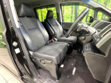運転席シート廻りは使用感も少なく、良好な状態となっています。丁寧に使われていたことがよくわかりますね。