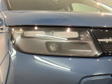 LEDヘッドライトは、点灯の瞬間から最大光量を発揮し、突然暗くなるトンネルなどでの安定感を高めます。
