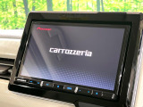 【大画面ナビ】人気の大型8インチナビを装備。存在感のある大画面はインパクト大!ナビ利用時のマップ表示は見やすく、テレビやDVDは臨場感がアップ!いつものドライブがグッと楽しくなります♪