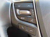 ブルートゥースに接続すれば、スマホに入れている音楽が聞けたり運転中に電話がかかってきてしまった場合もハンドルから電話を取ることができます!