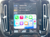 ●Apple Car Play:スマホとの有線接続で、ナビ・オーディオ再生などスマホのアプリ機能が画面でも使える便利機能です!
