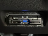 ETCカードを差し込めば、高速道路の料金所で停止しなくても通過可能!お支払いはクレジットカードから引落しになるので、管理も楽になりますね。
