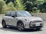 ◆LIBERALAは、輸入車選びの新たなスタイルを提案するインポート・セレクト・ブランドです。オーナー様となる方がクルマから直接感じる感性を第一にした、最良の一台との出会いをコーディネートいたします。